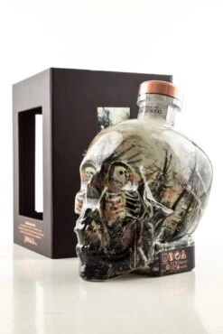 Crystal Head Vodka John Alexander Artist Series 40%vol. 0,7l
